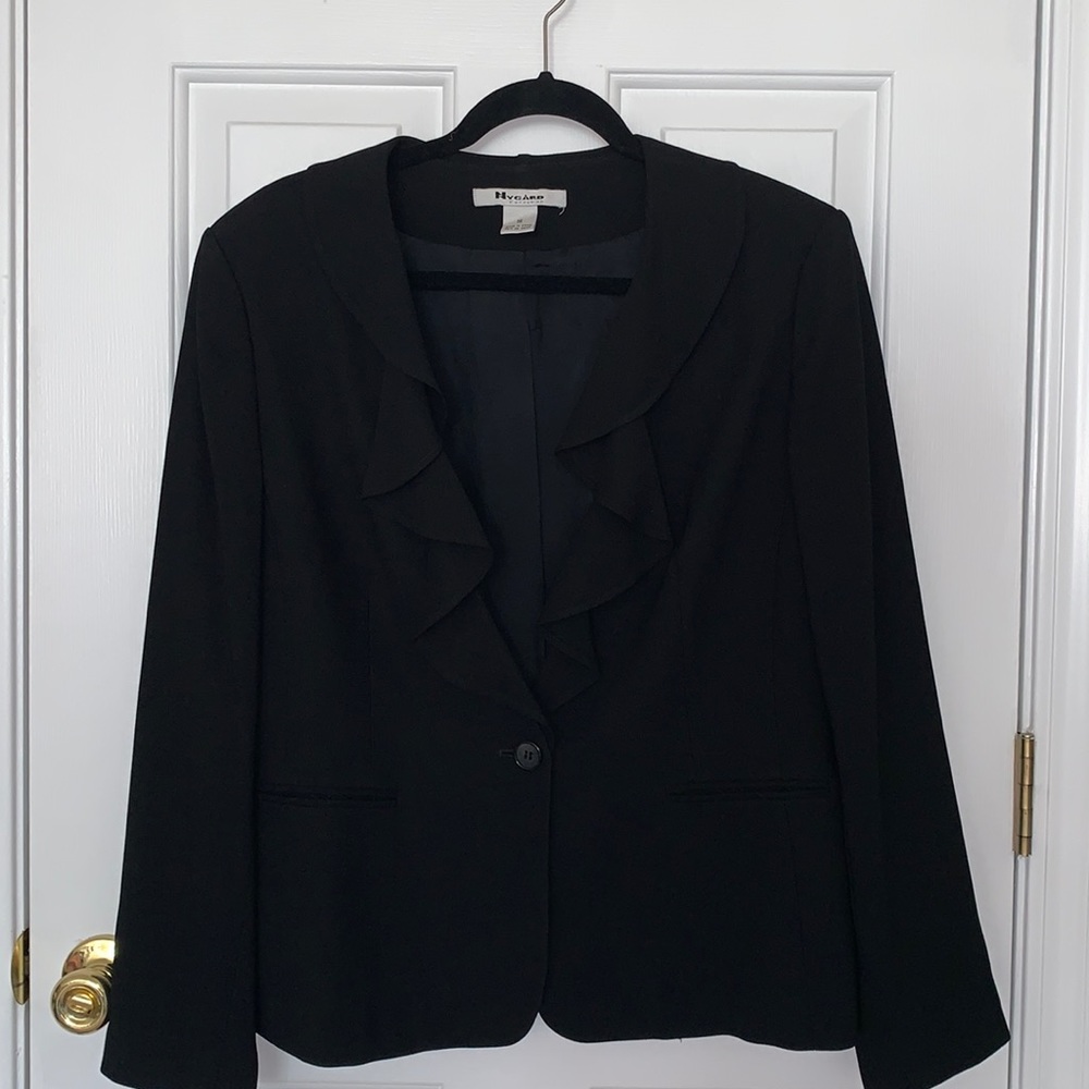 NYGARD COLLECTION JACKETS AND COATS